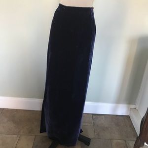 Vintage 70's long velvet Skirt sz M/L